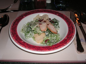 チキンシーザーサラダ