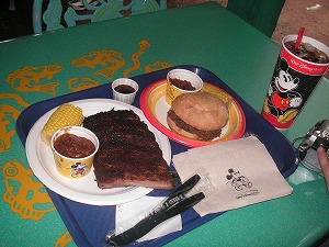 肉、肉、肉？